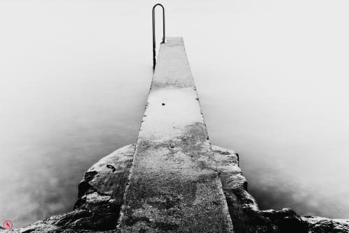 PONTON EN BETON SUR ROCHER - LA BECQUE